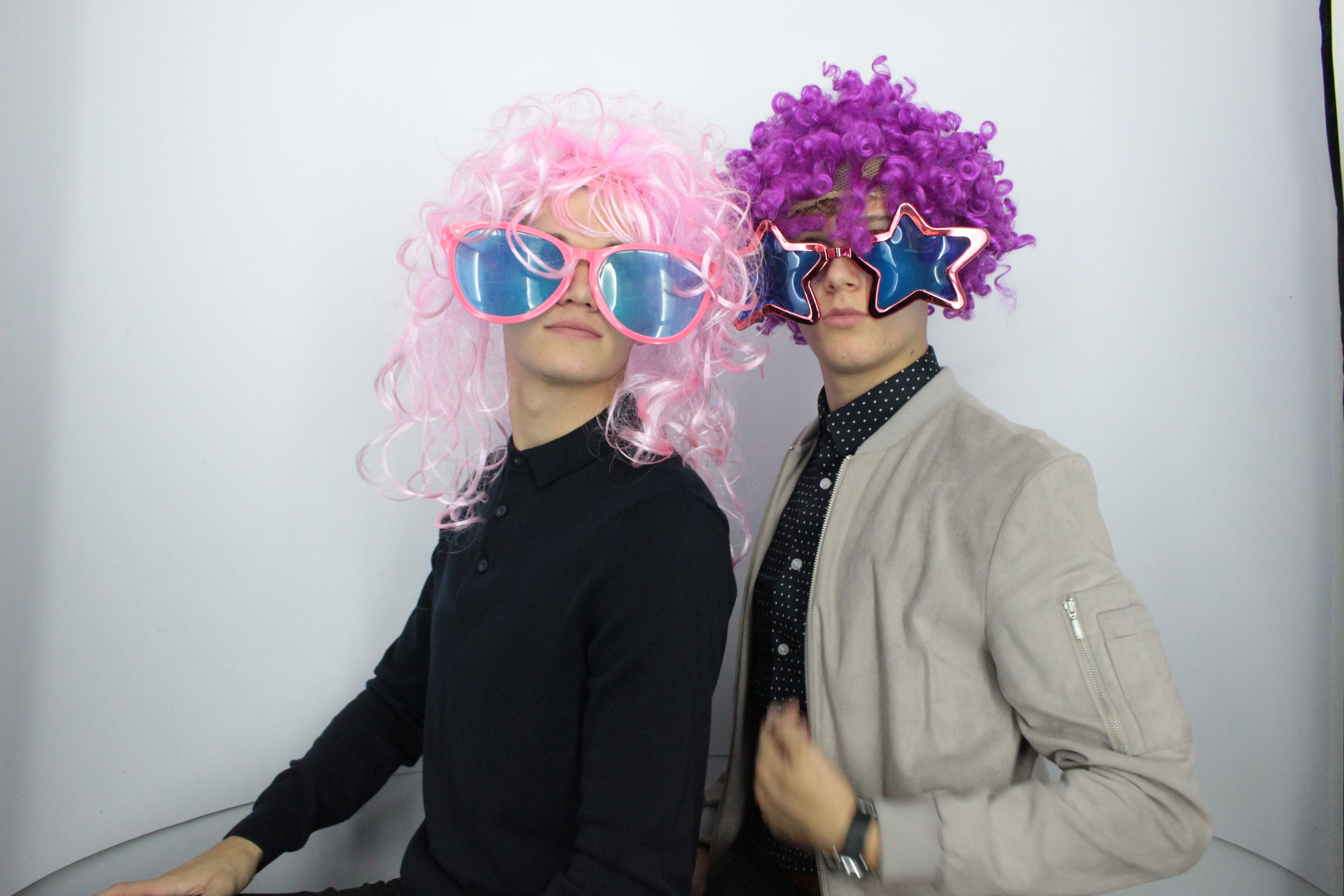 Martin & Colleen’s Joint 50th | View more photos from the event at gallery.myphotoboothexperience.co.uk/u/MyPhotoBoothExperienceLtd/Martin-Colleen’s-Joint-50th